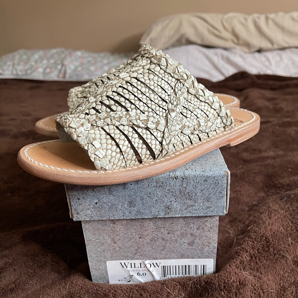 Freebird “Willow” sandals
